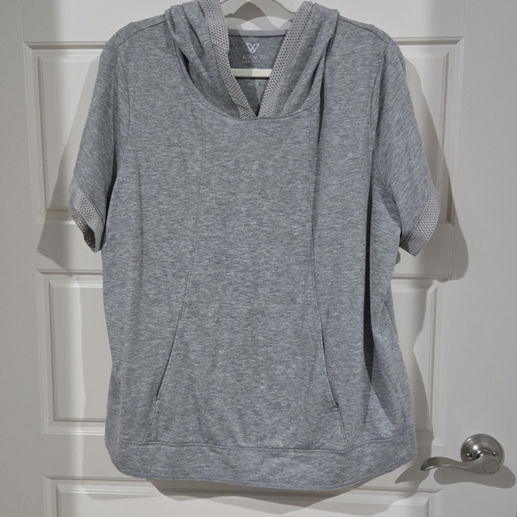 Livi Active Heather Gray Short Sleeve Top - Picture 1 of 8